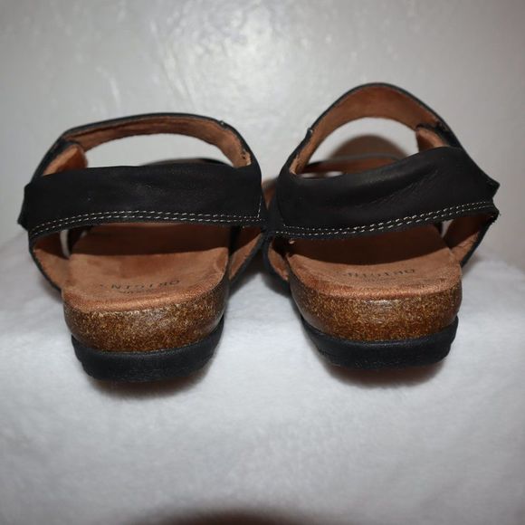 Earth Origins Nubuck Black/Gray Orlene Wide Adjustable Sandals Women's Size 9.5 - Picture 4 of 8